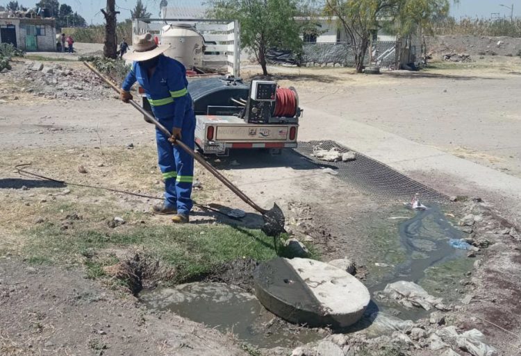 Atienden Fugas De Aguas Negras Enlace News Mx