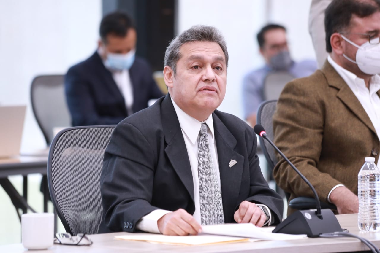 4A4EDA09-EEEA-45A5-B4F4-9DE50E806B15