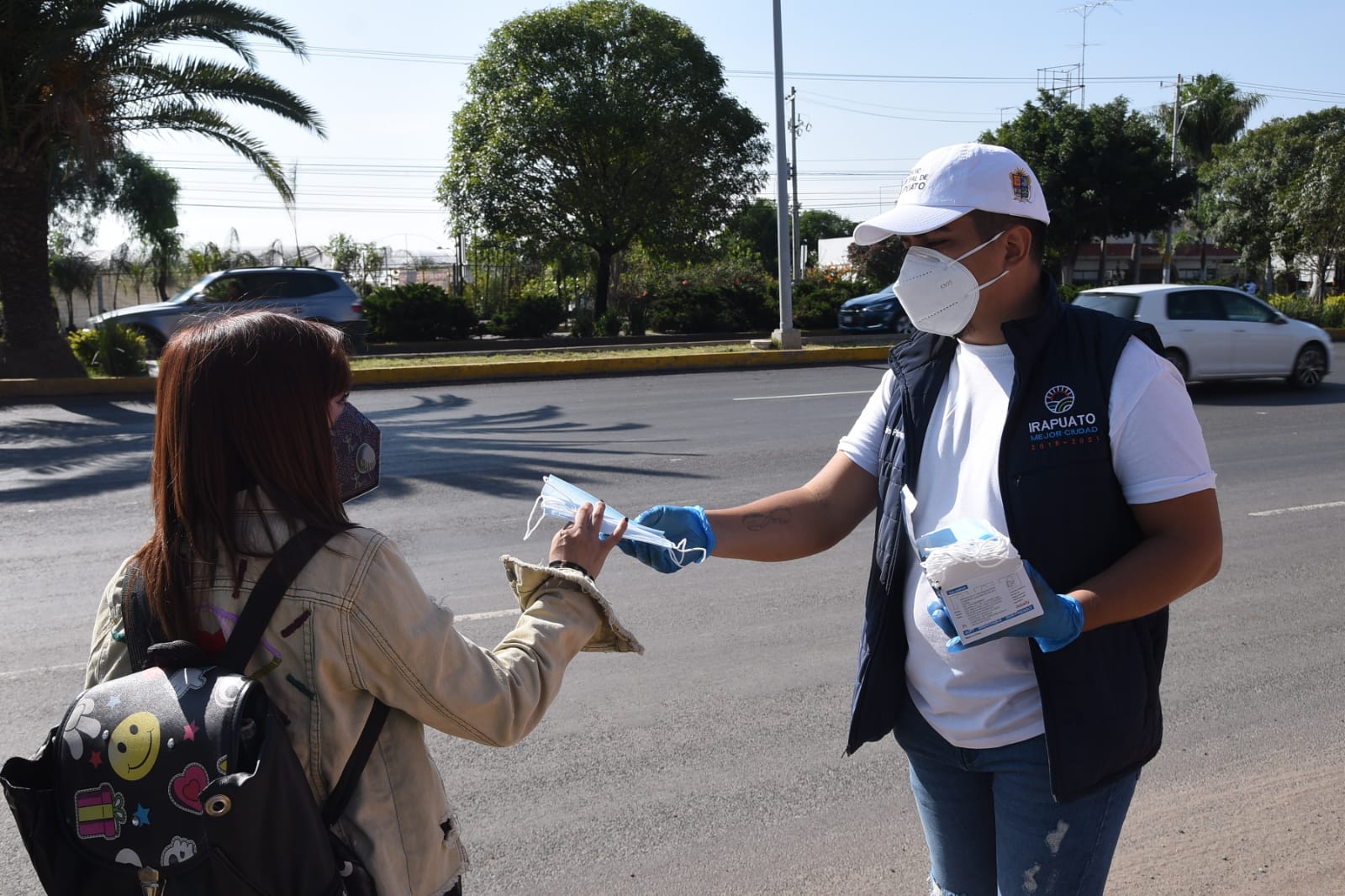 64FD82DC-71E1-4024-9F78-D3E88E20BD94