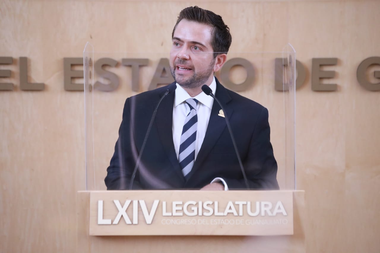 11C5F64D-6717-45EB-947A-F14EA0A1A1A5