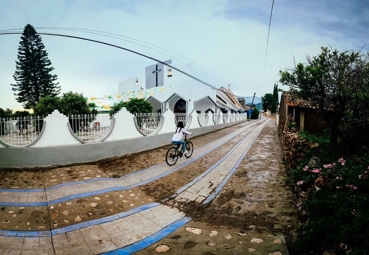 391532BE-F74D-48D5-B844-254AD7D45261