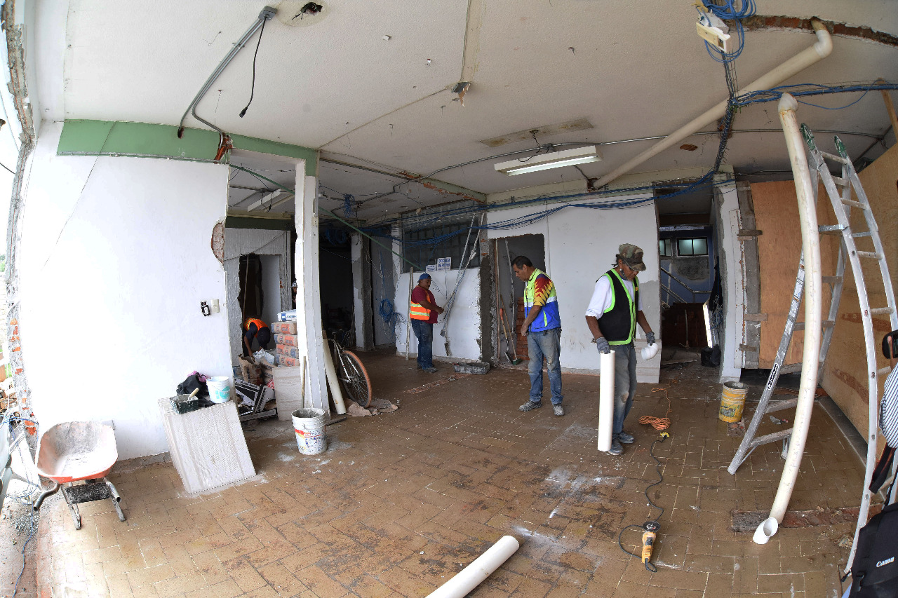 6CA33299-B3DD-4B6C-844A-1258C14864A9