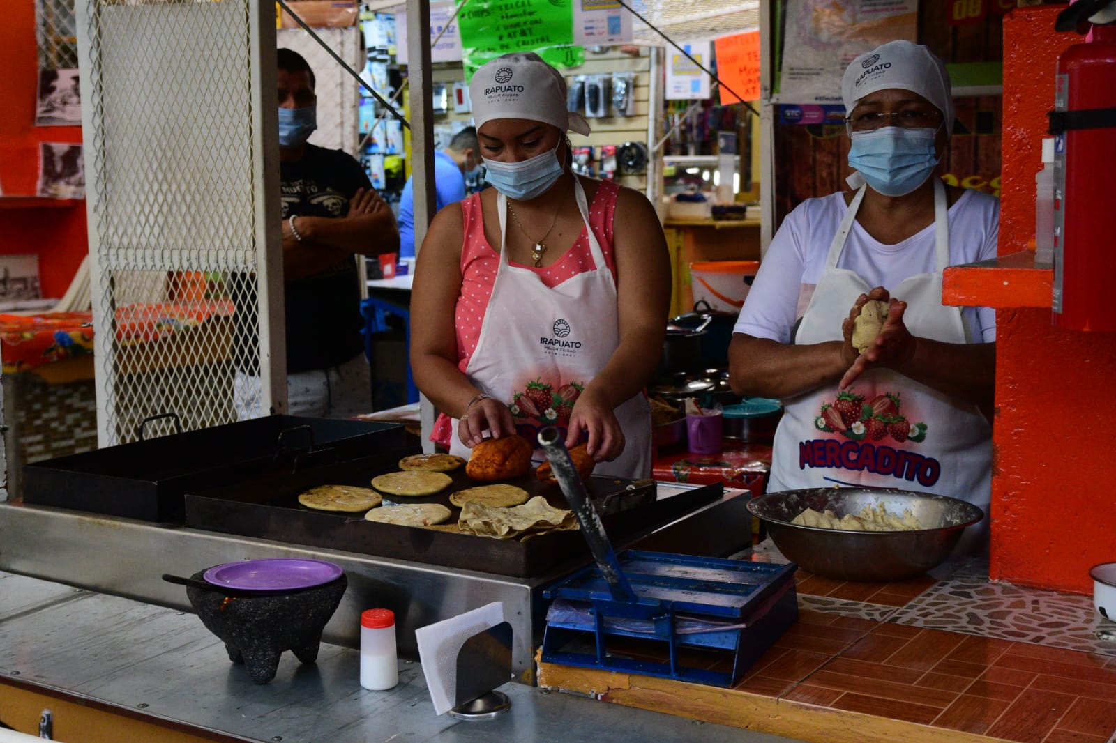 E5E3E720-4078-4EF5-9EFD-77E4F90DA838