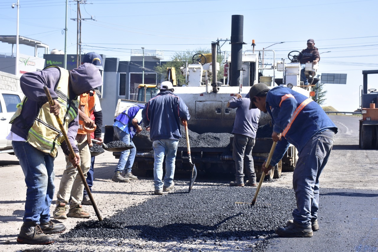 6EFF8BD7-9B09-47A7-8D4E-8E99FC12008A