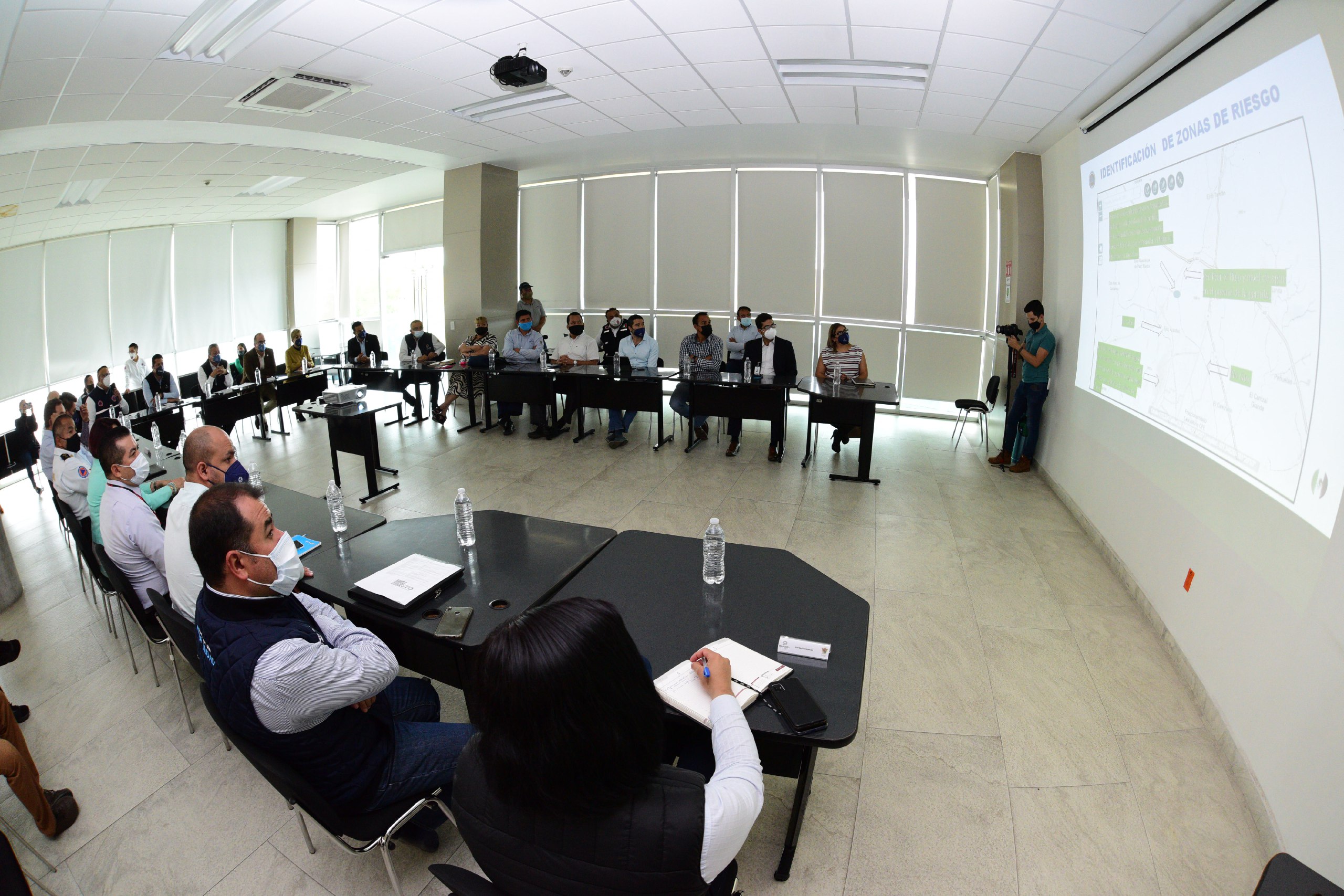 DC616309-4298-4ACF-A9CE-D40026DDF121