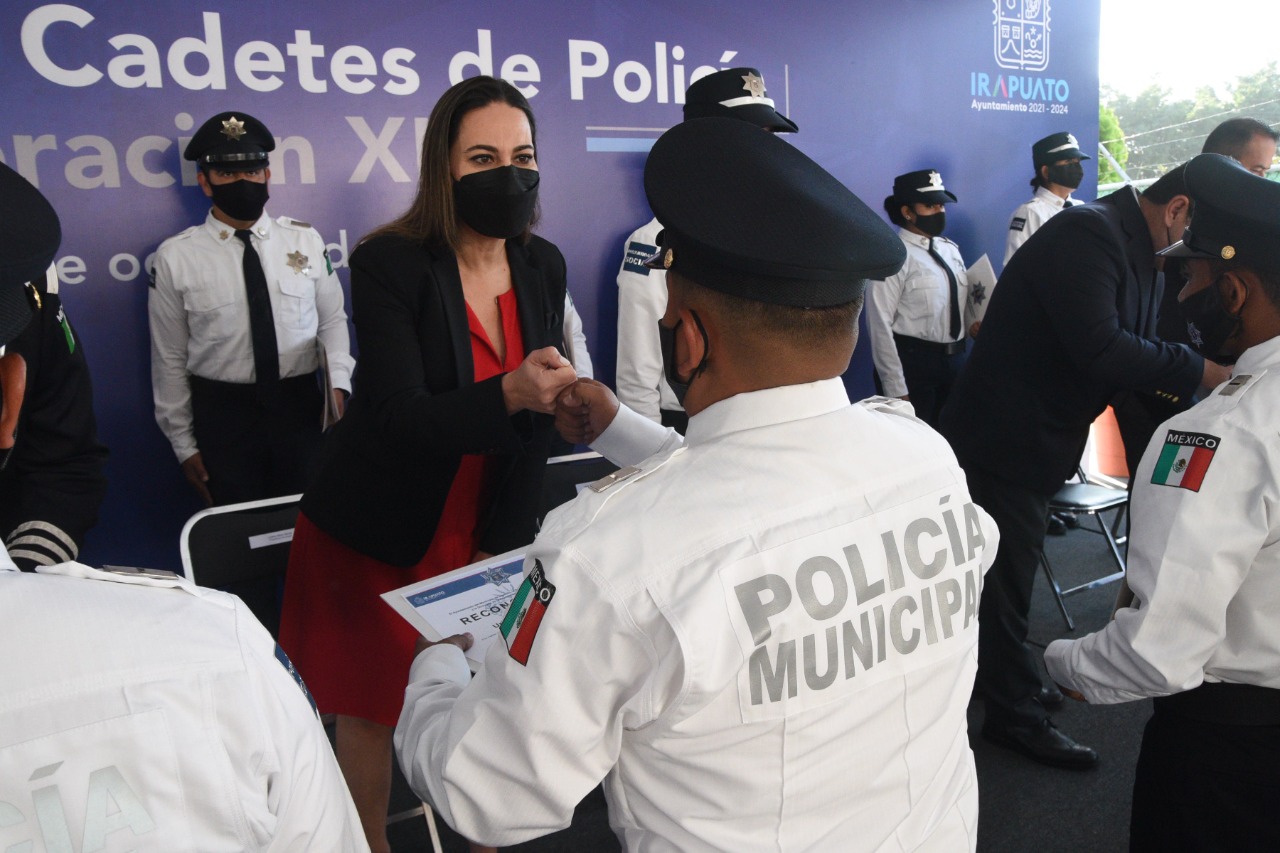 FC2C3FC9-06BE-45D7-B03D-6ABAB1070AFF