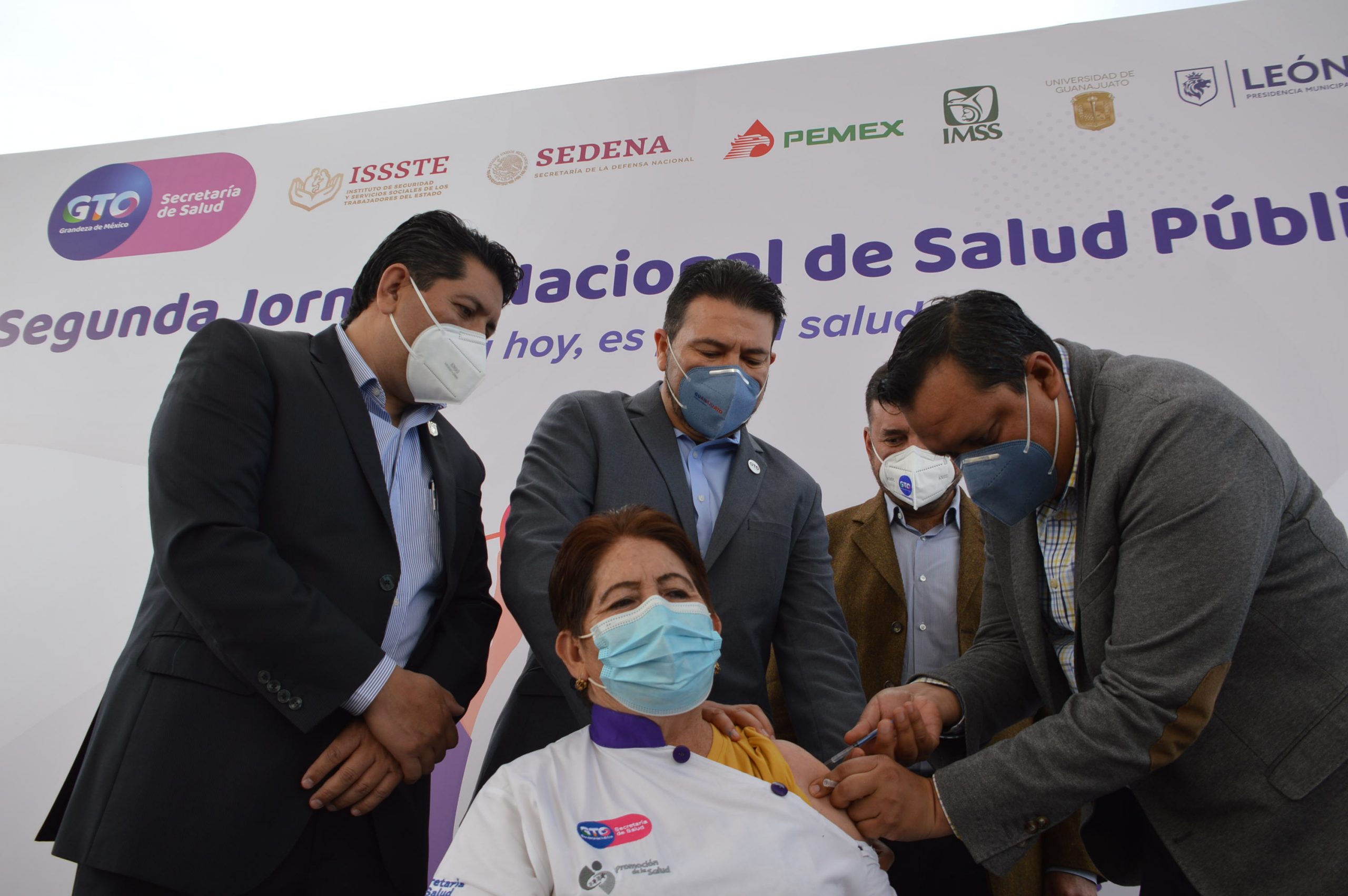 60187E94-2760-4004-8D4A-087E3D0399DD