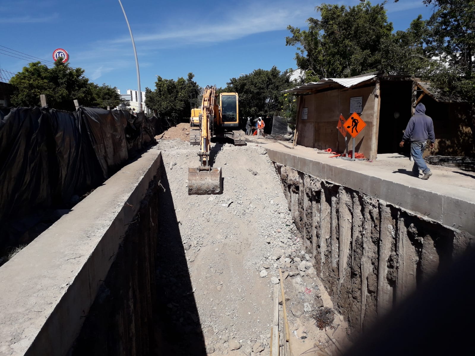 EE82866B-B7BD-4BC5-8F82-0DB33CB1ECA1