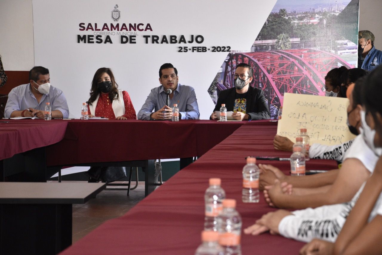 9778CF95-16FB-4AE8-A39B-272DF4F9D887