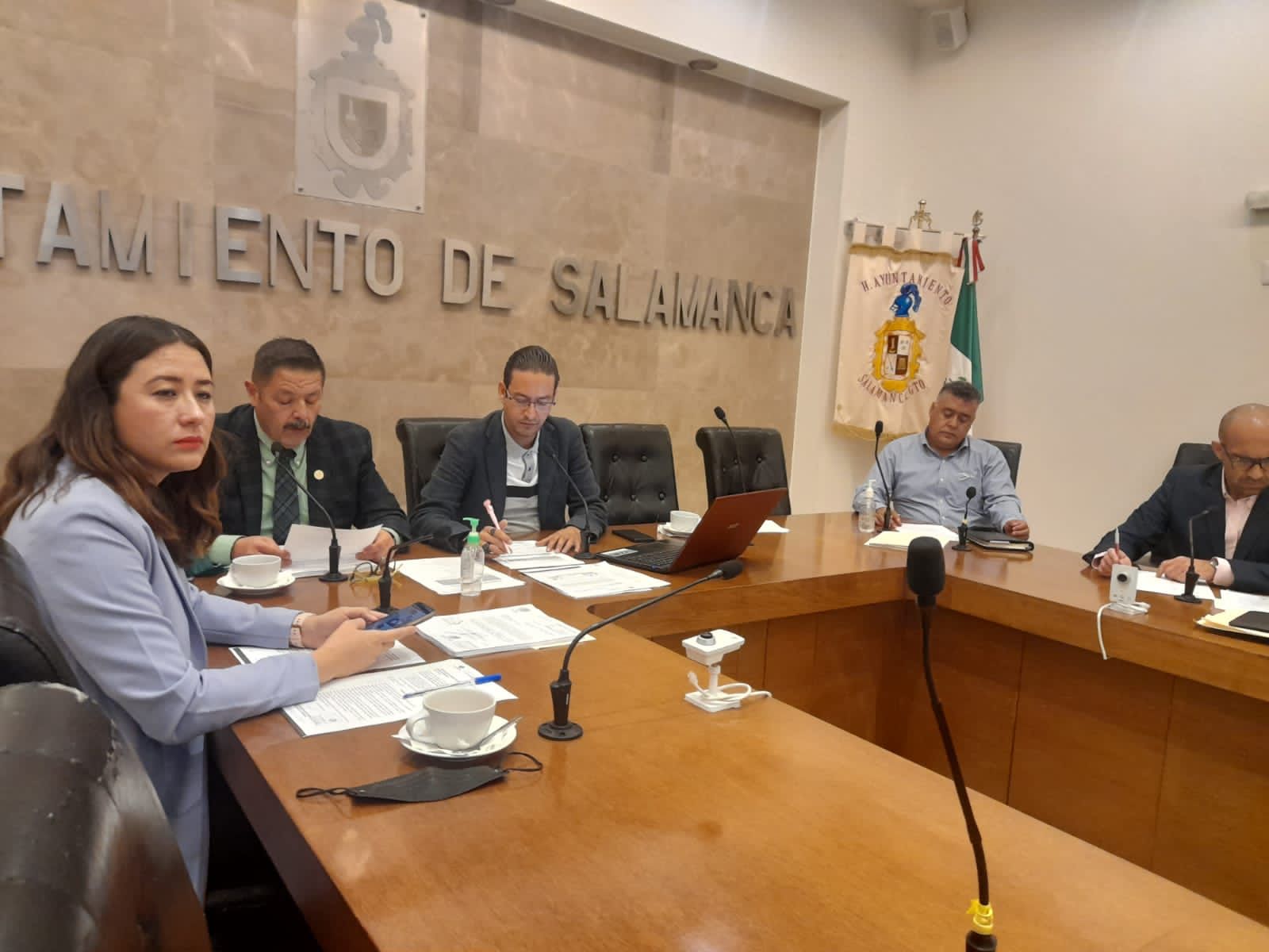 ECCE5657-868D-4388-8148-6BB7093EC35F