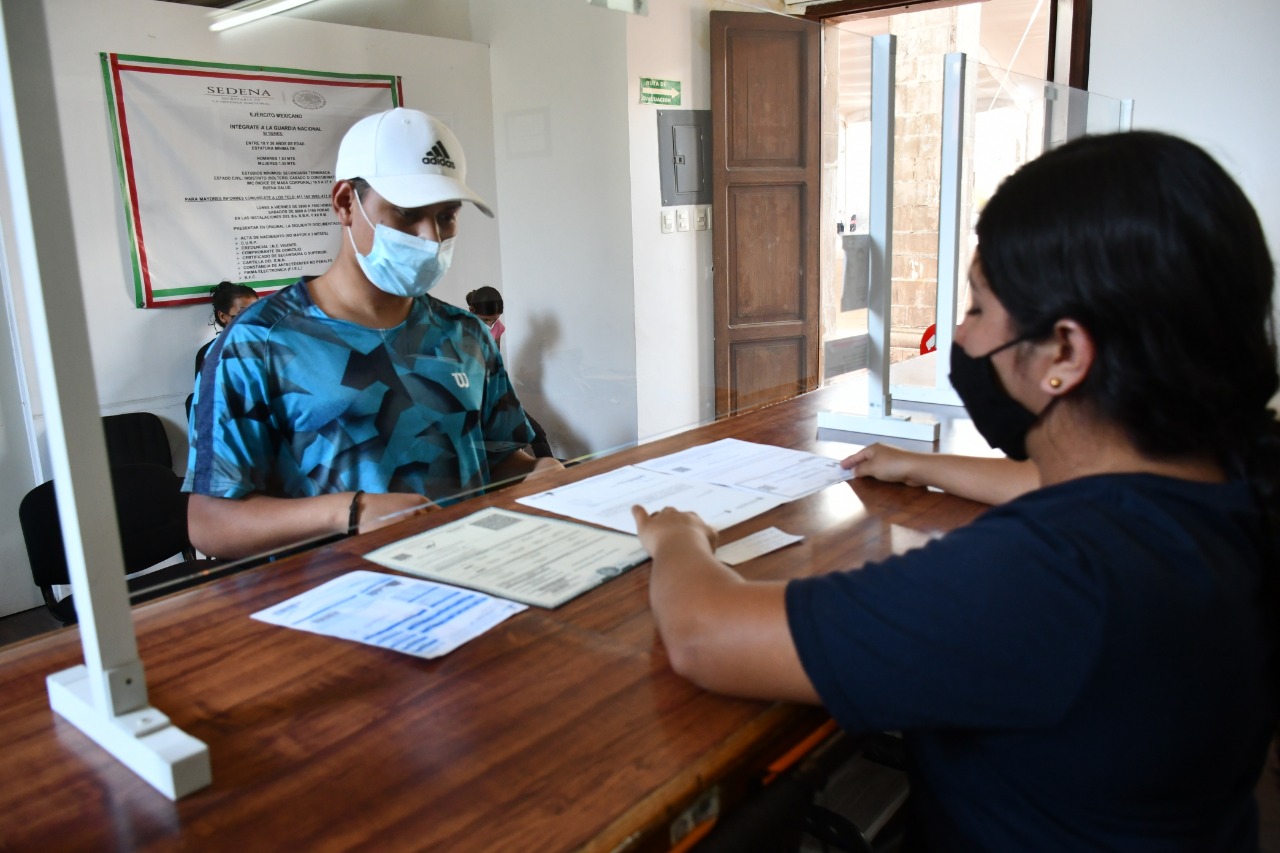 AEE8B72F-60D2-4D9C-B53C-9155E548BC86