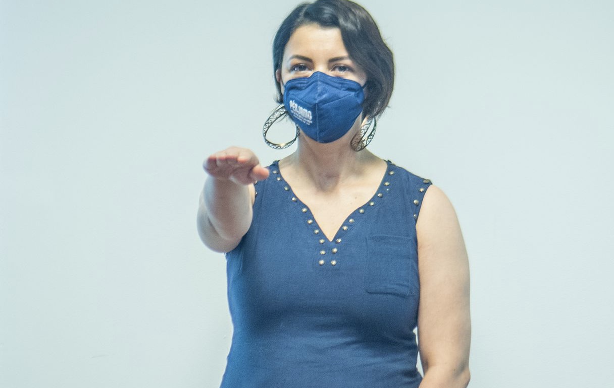 B1E3234C-DEAF-4BB1-A948-7B5D0B179024