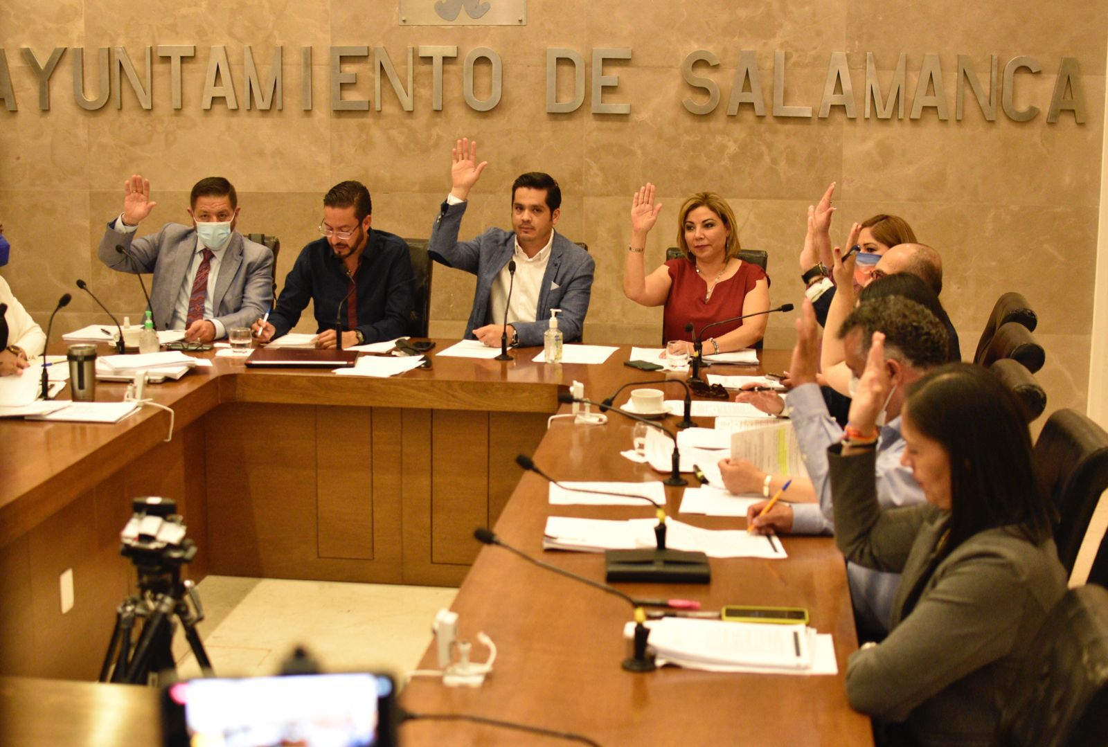 DCE47E10-CAFB-4A3C-B53B-5E6C3CA19B36