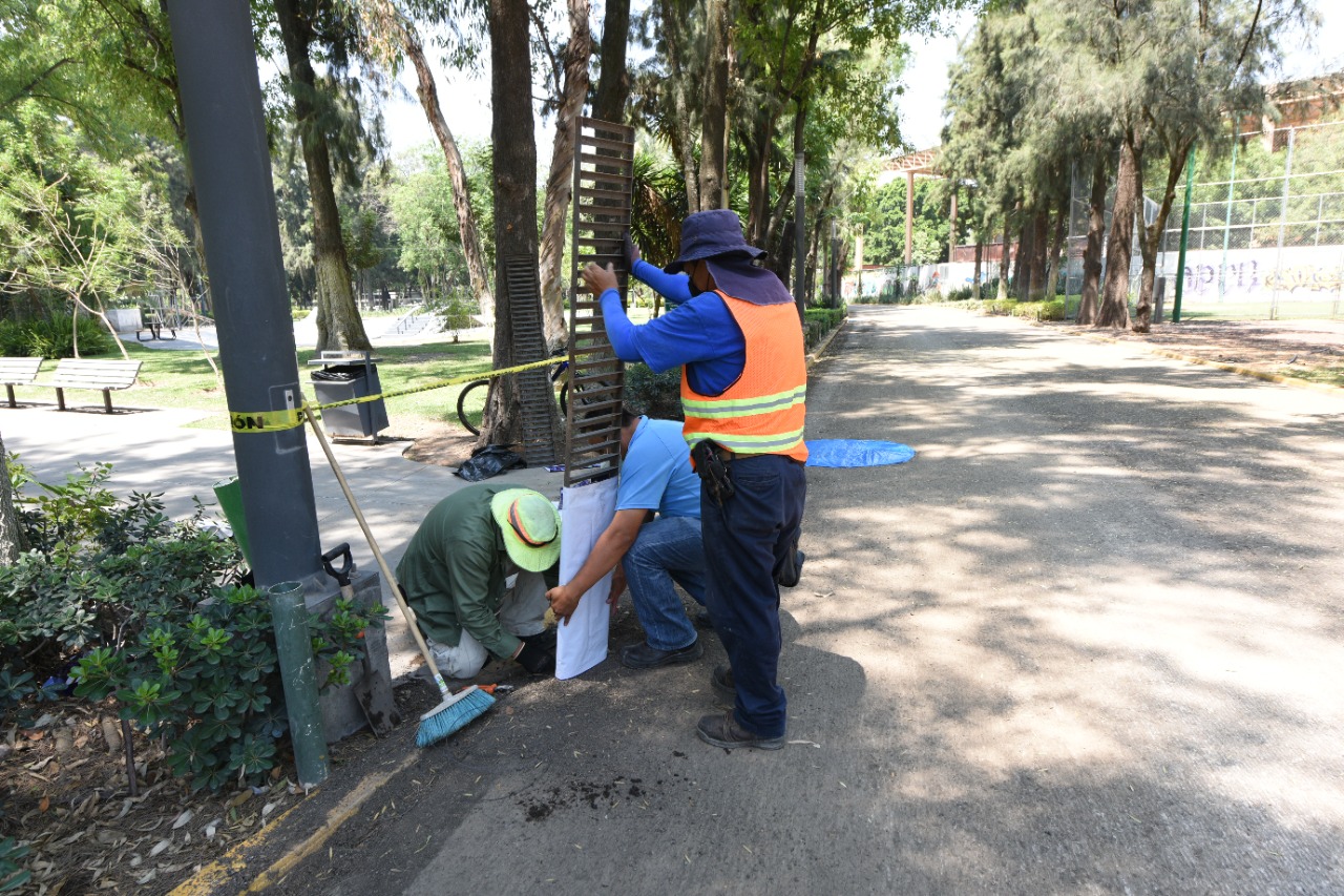 19D5BB90-D81B-4004-8219-7D314C6ED8DA