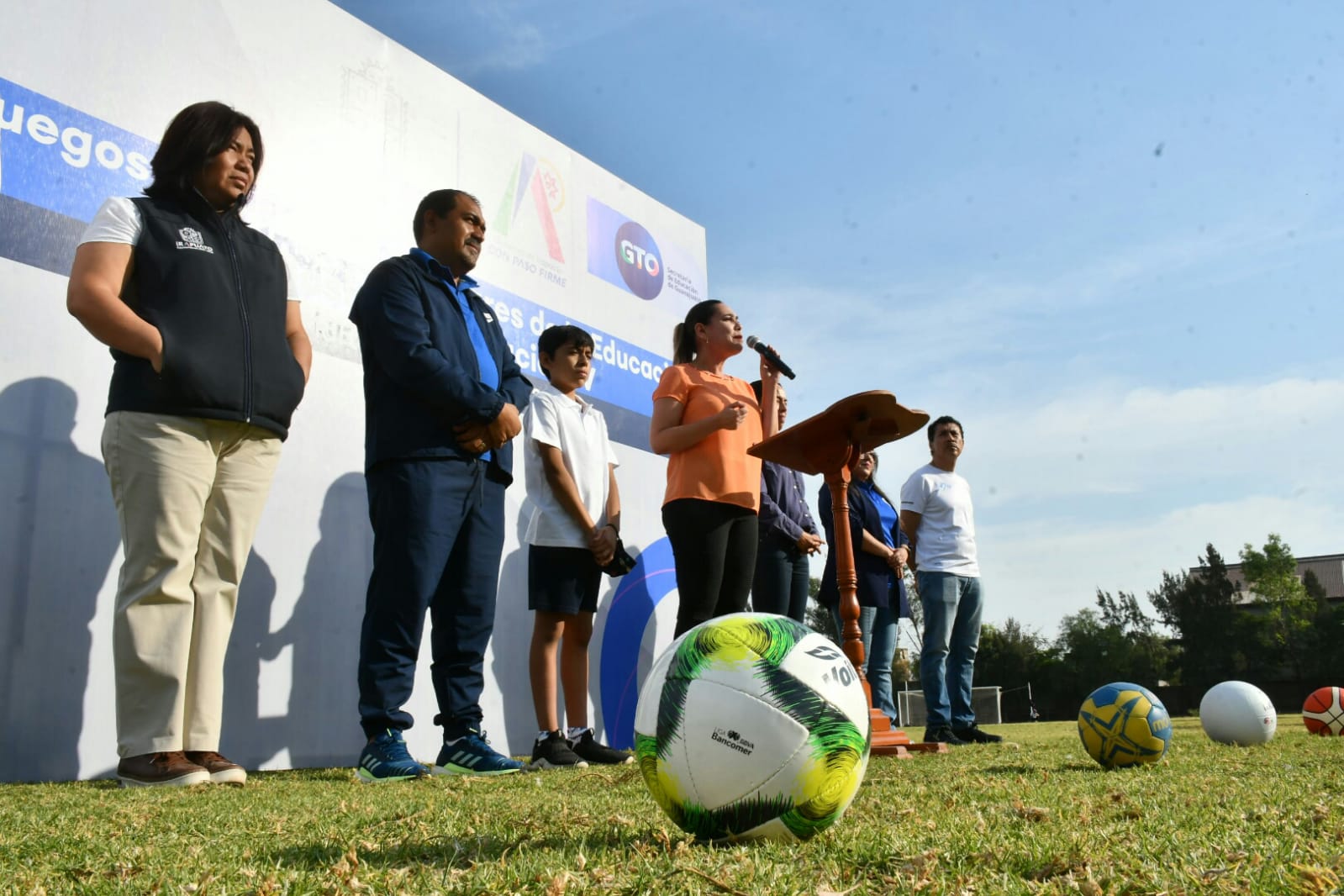 7E22B7CA-D9D8-4F49-A931-8D542E2C4A25