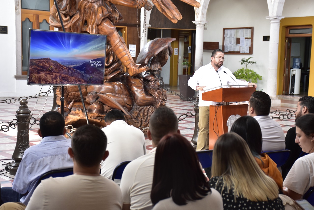 B5D8E08E-D57D-40AC-9C02-877CFBCFFE22