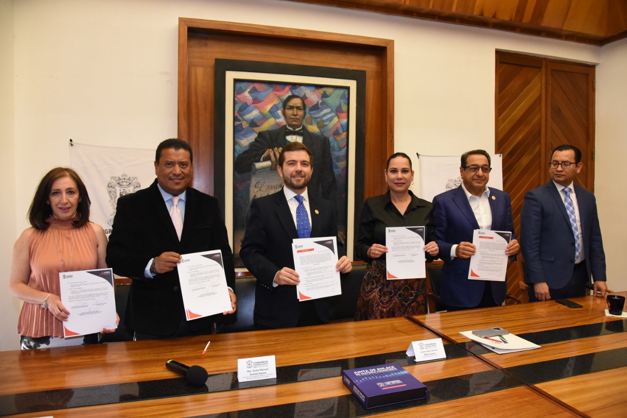 1765815E-8BD3-4DB7-9ACC-E39E0F5B541A