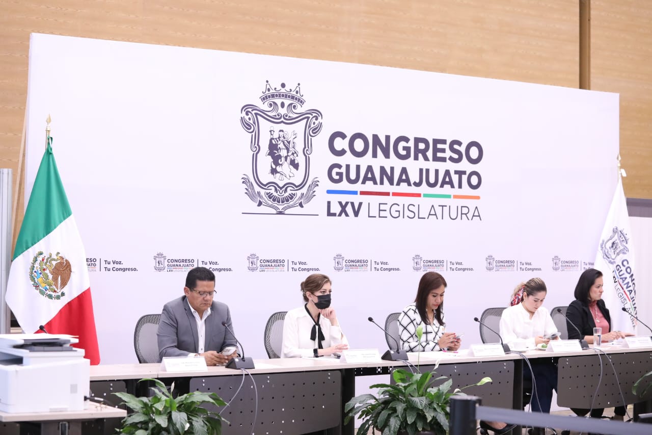 1B2700BF-2CEC-46B7-BB2B-973014CF62FD