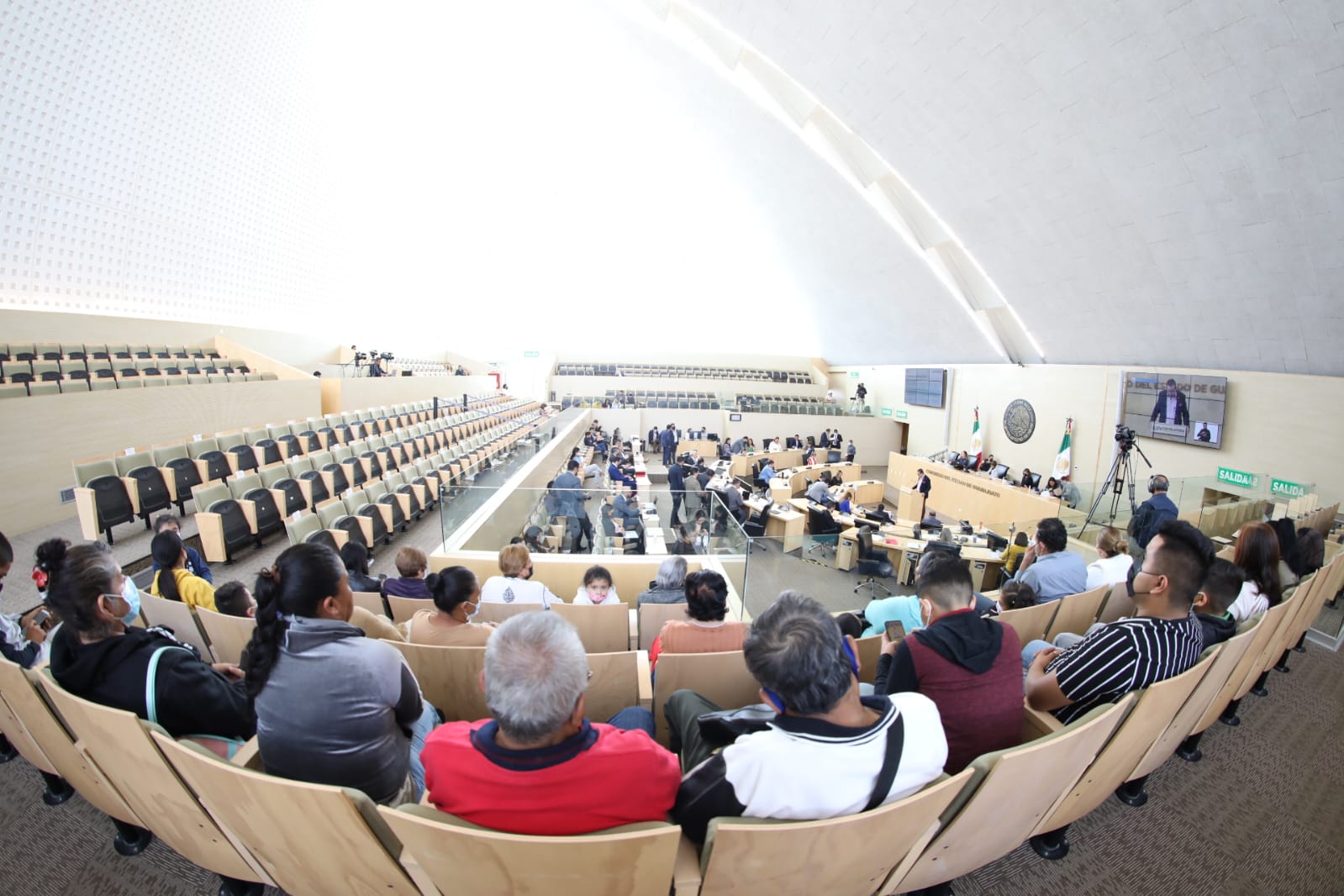 73B7936D-6CD0-45DE-9D0D-2D9739373287