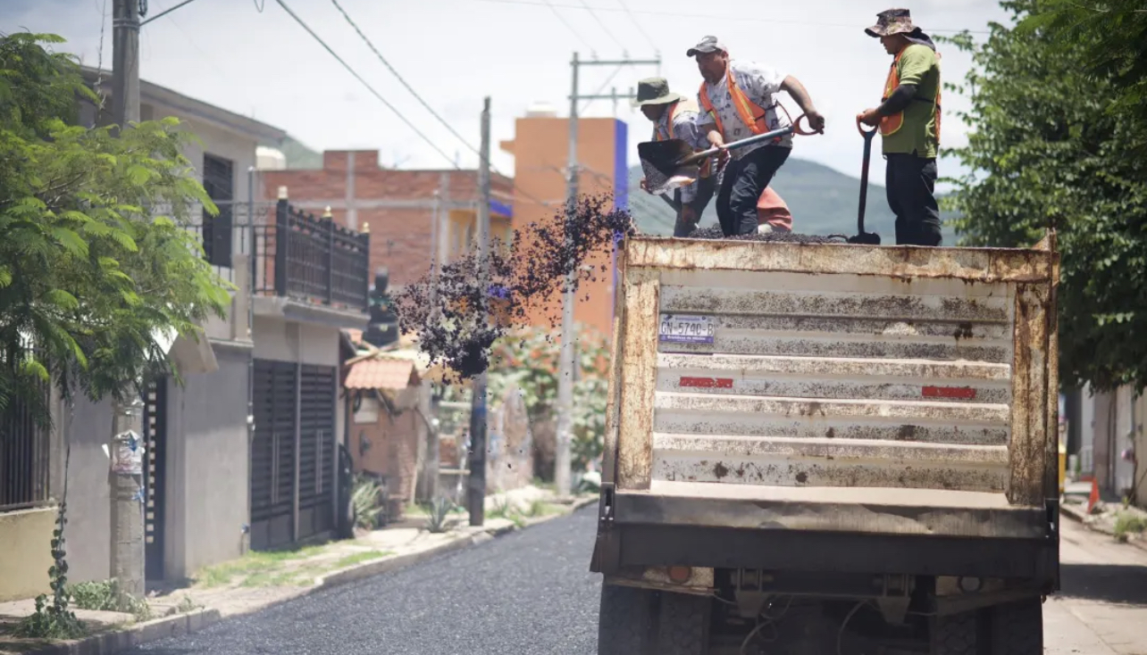 65F756EE-5953-41E3-B98F-1D89ECEB3A03