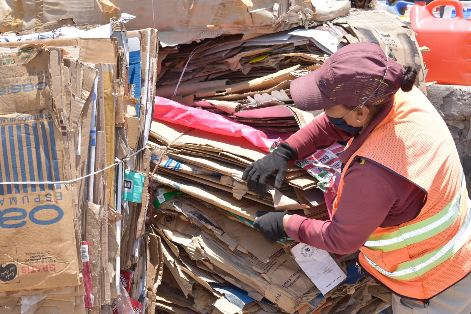 43649E10-3717-4359-9471-B2F99617F039