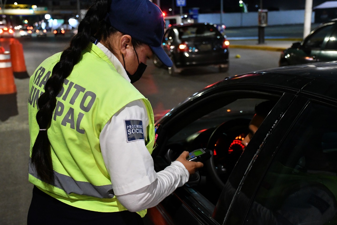 C68FE631-28DF-4DF0-A4C3-89DD07C4D1D7