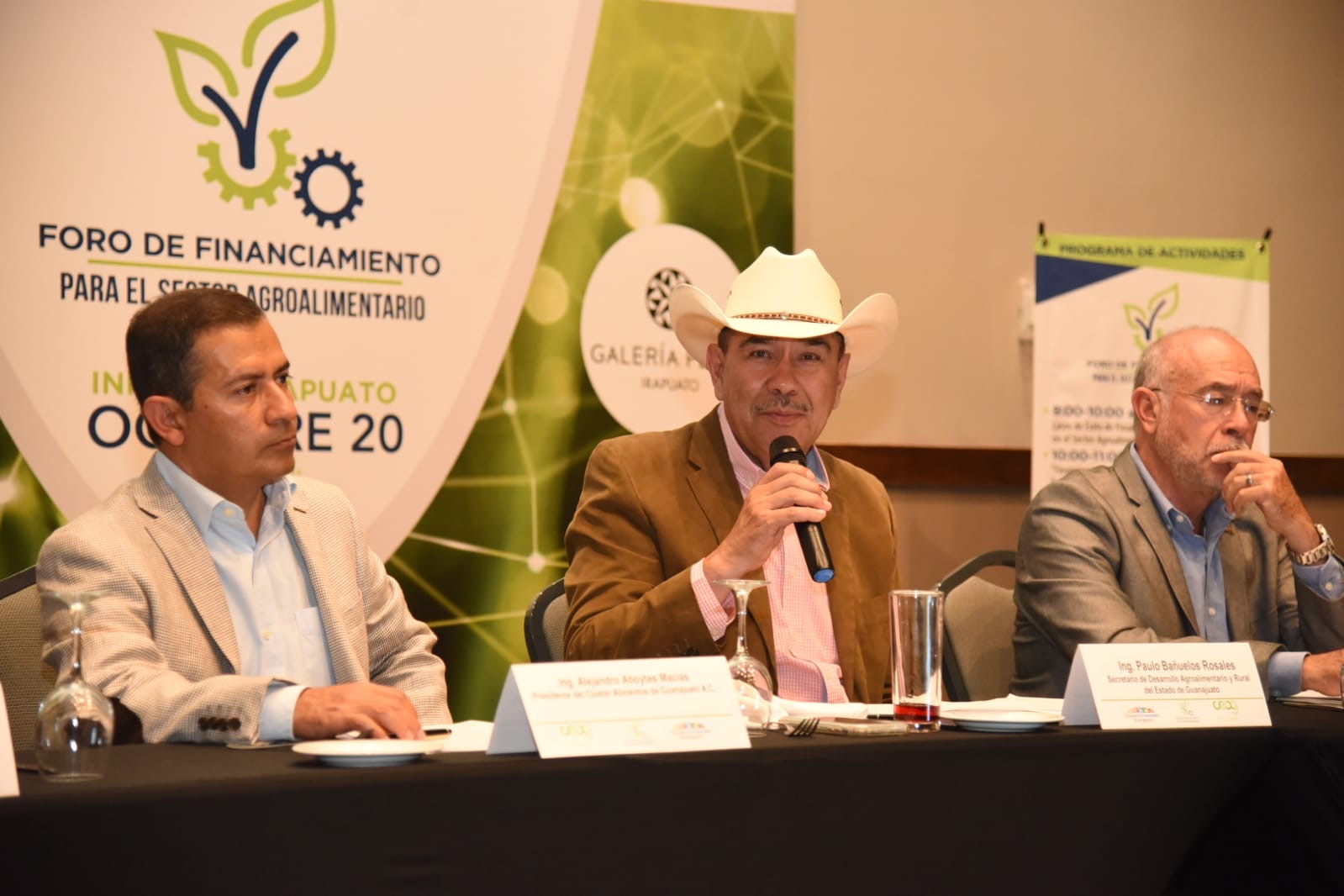 A0005CFB-C9C0-4DC4-9BCF-6518B4E4E288