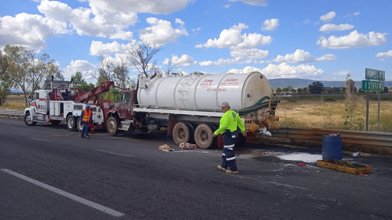 C8DD42D1-E552-487F-AA06-B442C4EE4EFE