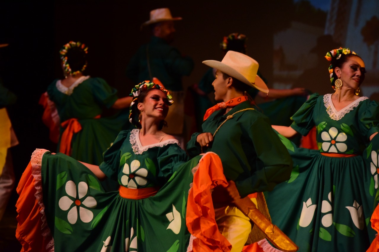 FCDF059F-2537-44CB-BEB6-DD0E2B8DD4D6