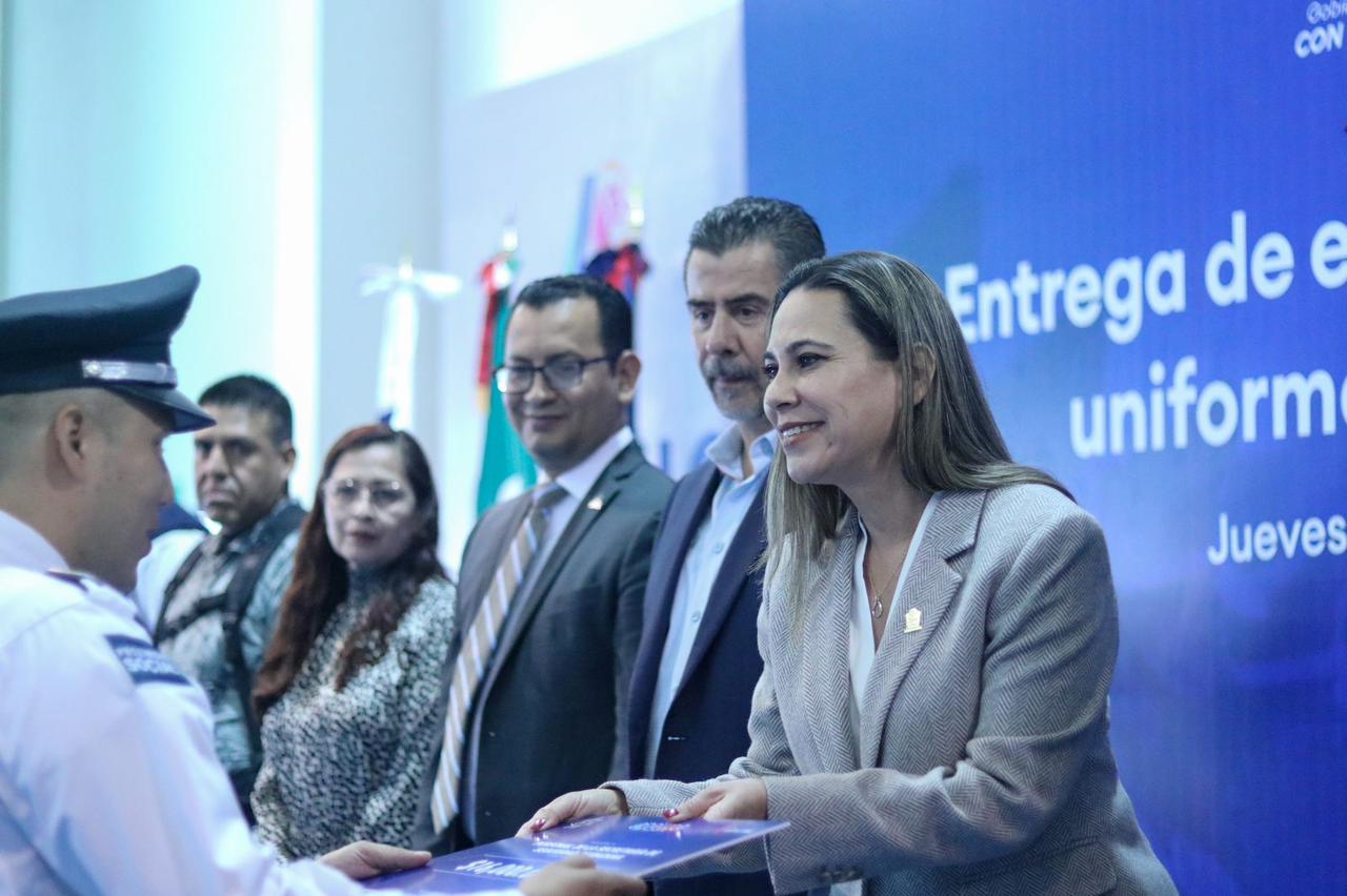 985359AE-5176-4314-B2EE-DDA5DCA1246C