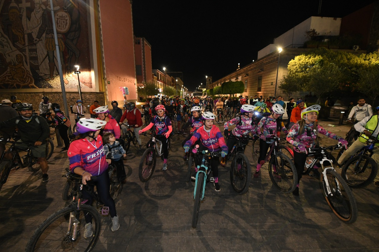 FDED4927-5CB2-402C-B30F-0EC93025EB83