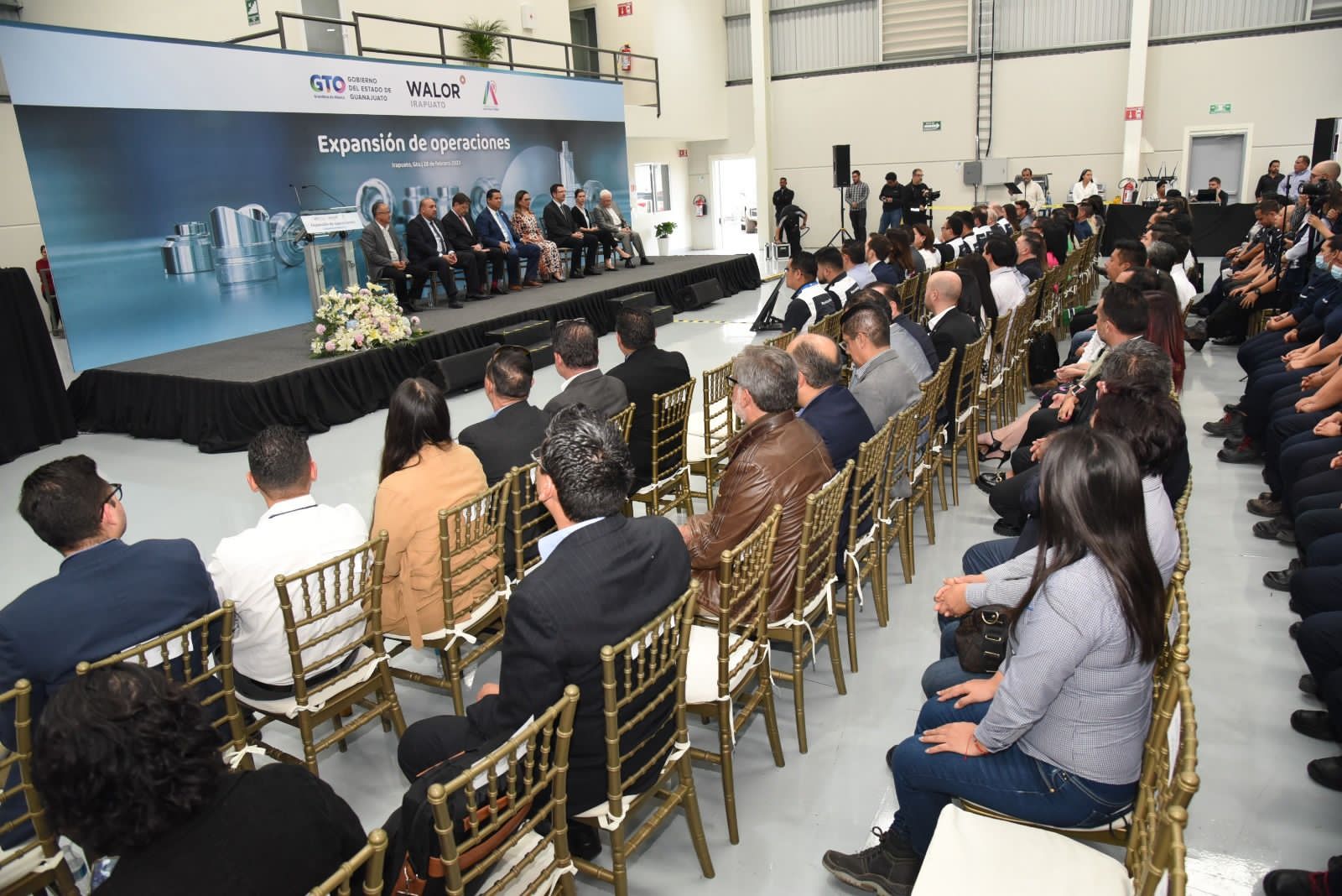 61BCF315-D0DD-415D-AD37-95B5045F44E9