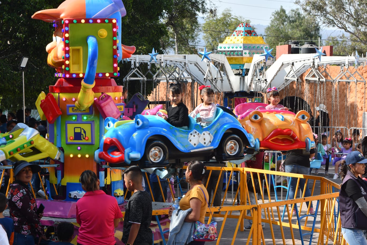 23FAA9F0-4BAD-47CC-8435-9F6B3B50B161