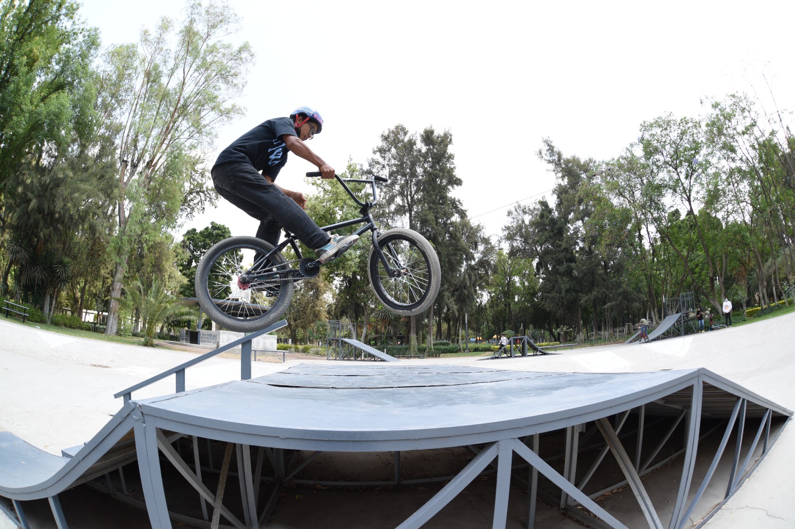 5E0A8166-2829-494F-9115-CAA4BD083EB5