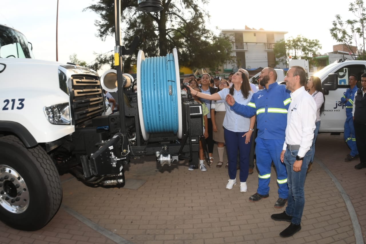 a771b92b-2296-4cac-a1de-da15d658cafe