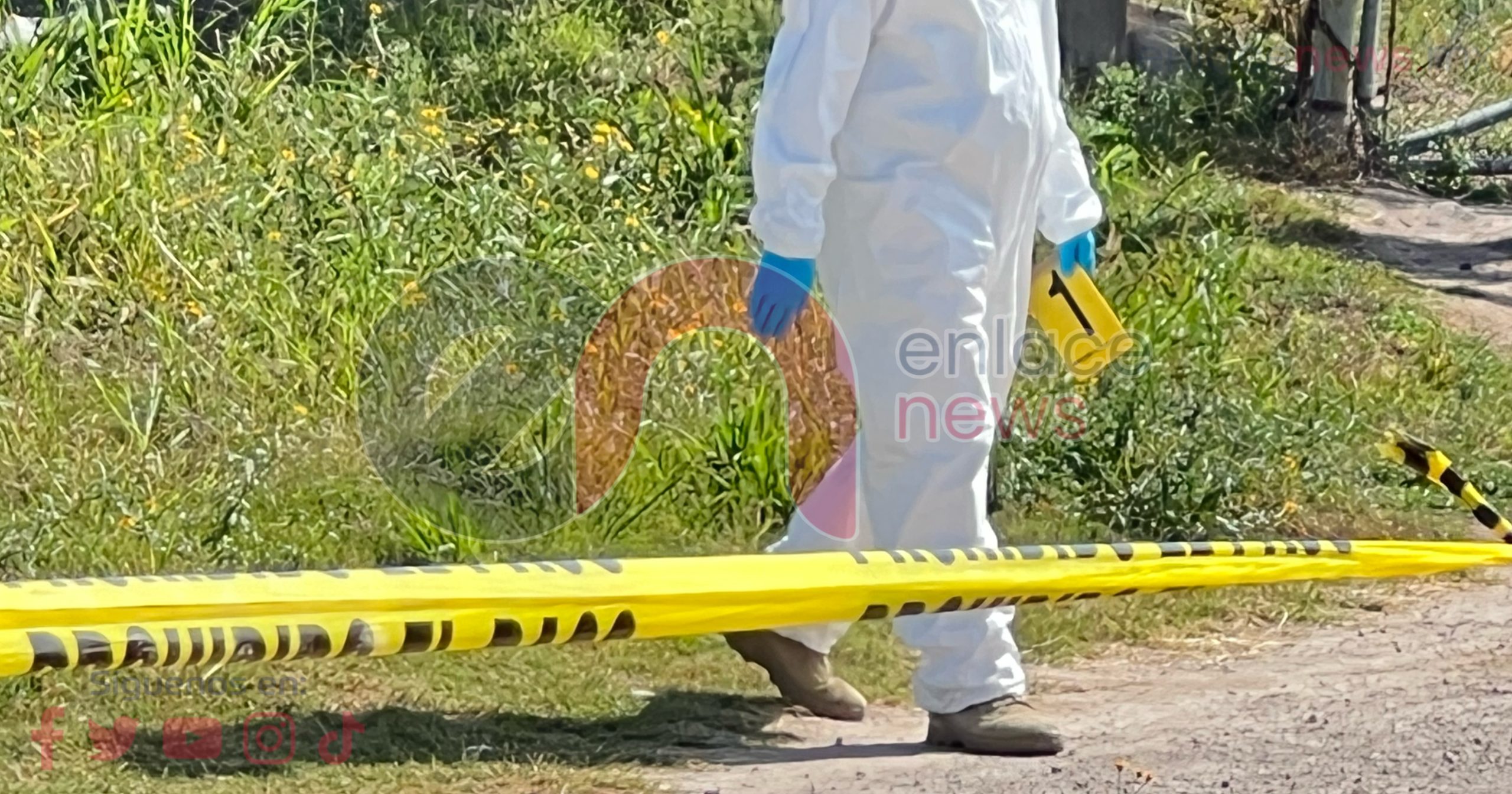 2223B757-B15B-4786-84F3-BA8DDD9CA395