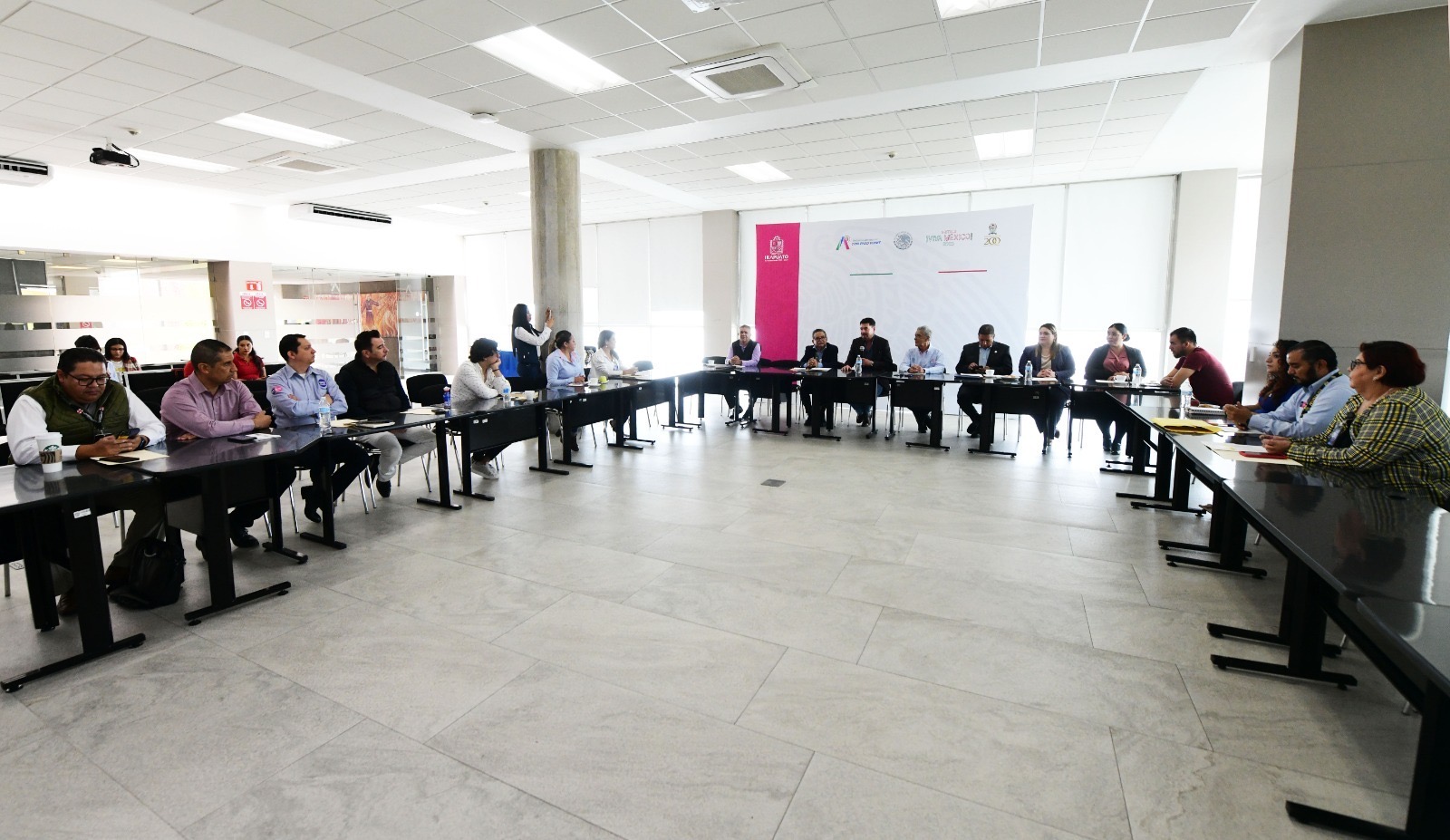 b414eea8-014b-4514-8277-fb799ba8efdc