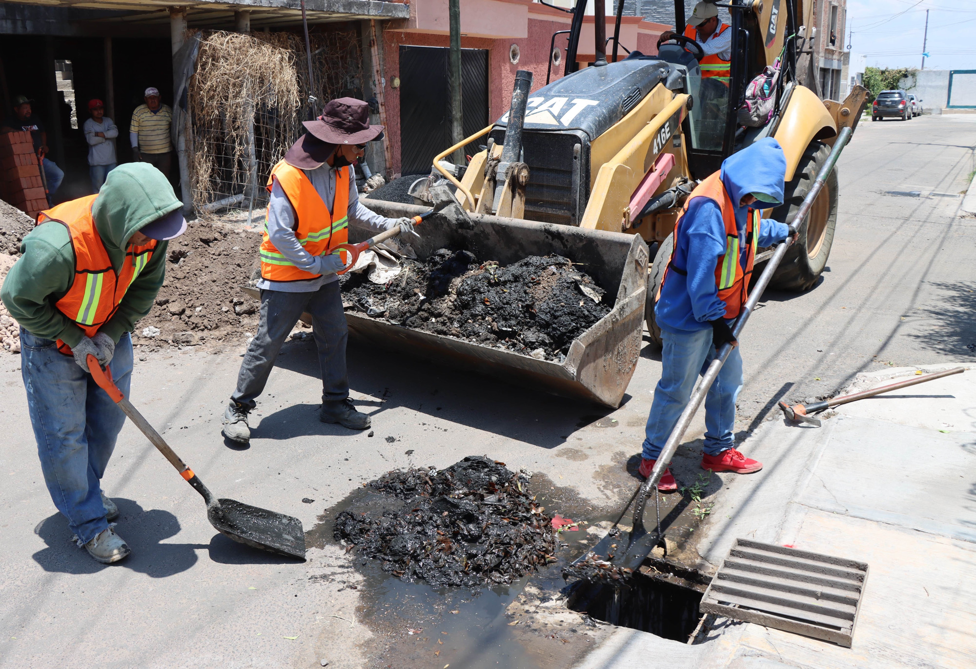 1E03894A-3811-498D-B938-273EB88126F3