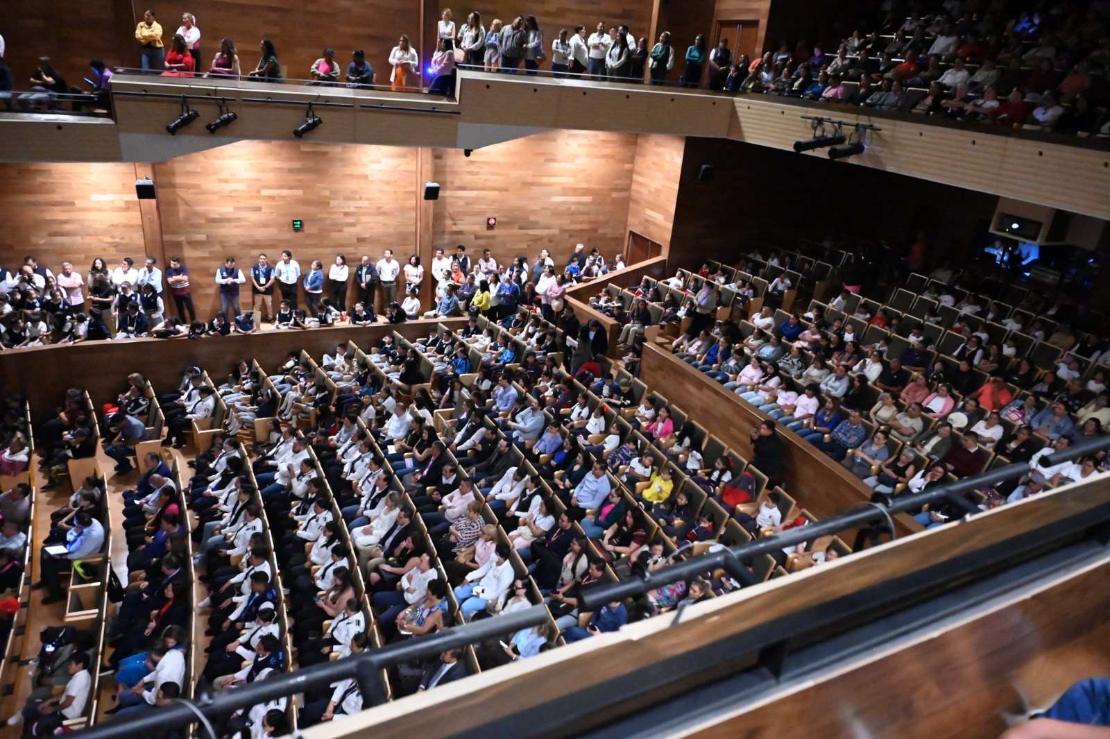 c29b4a6d-e335-4041-86ea-4260f9146e58