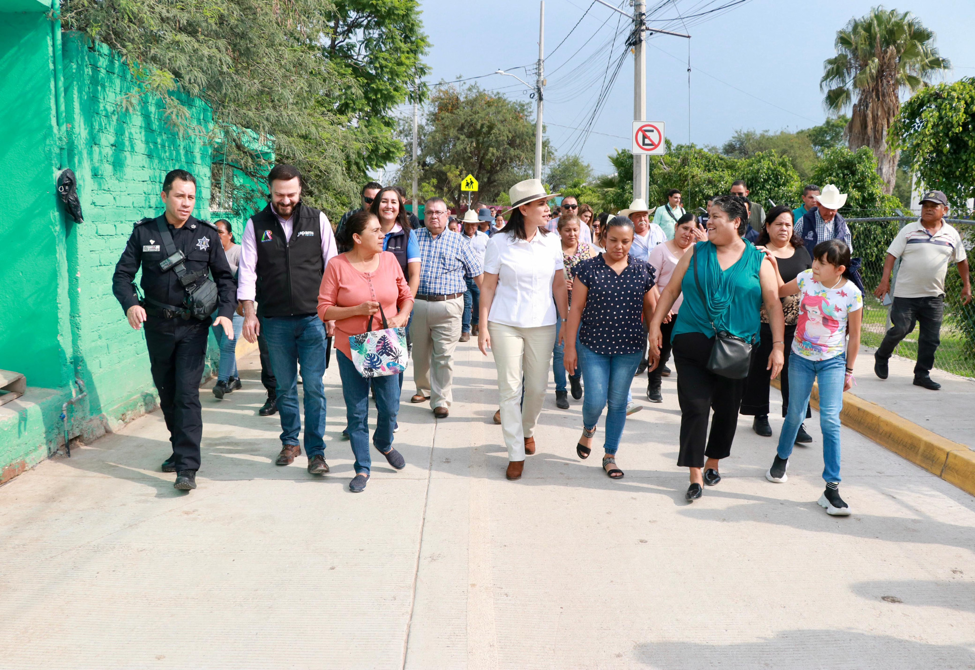 61F1616D-4AA1-4B93-AB7C-33EBAC2A1C26