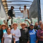 APOYAN AL CAMPO IRAPUATENSE CON ENTREGA DE FERTILIZANTE