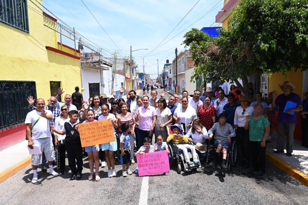 32cd76fe-6d1a-4261-a676-a05a8480a49c